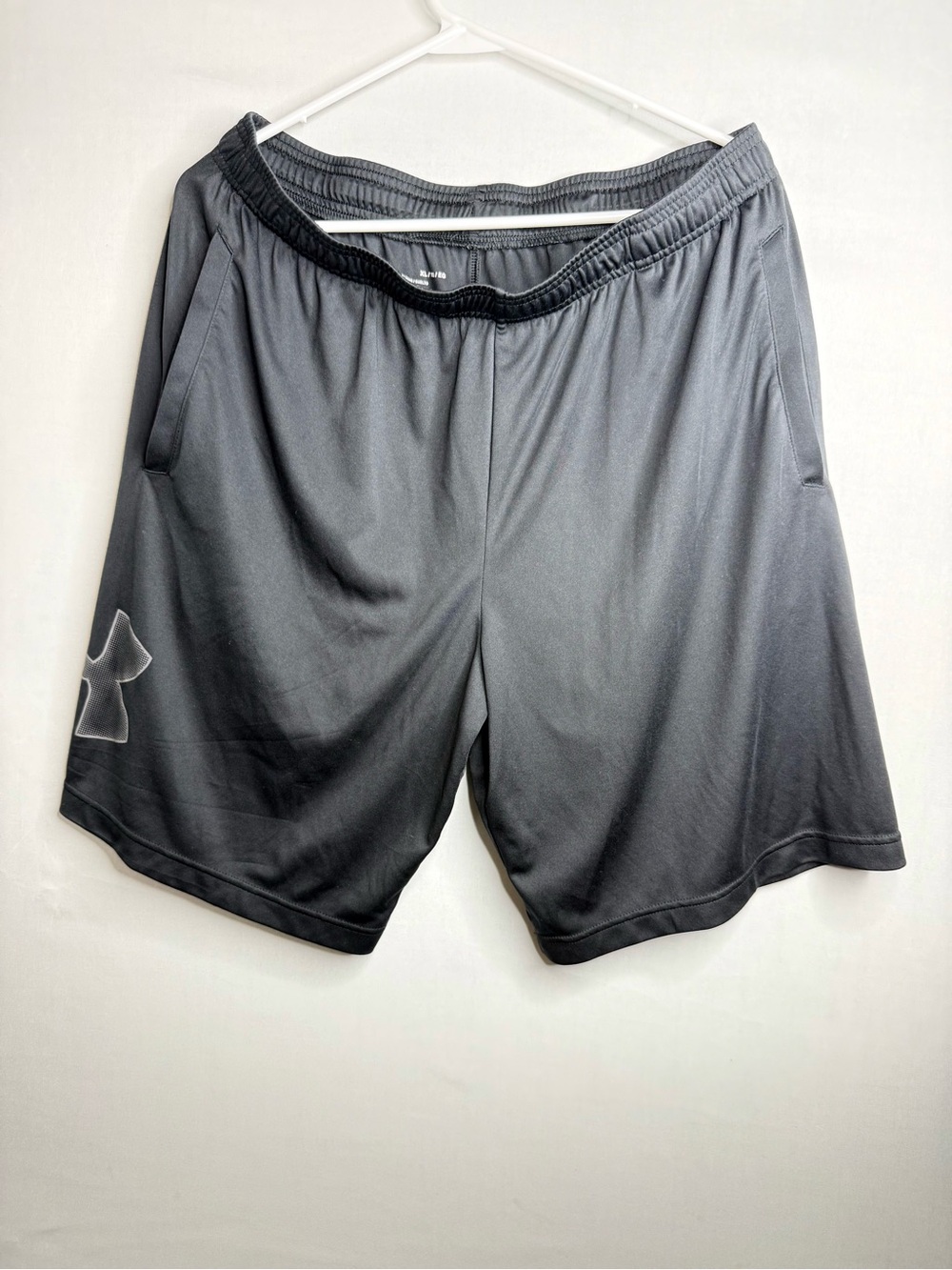 Men's Under Armour Loose Fitting HeatGear Athletic Shorts size XL A7 362
